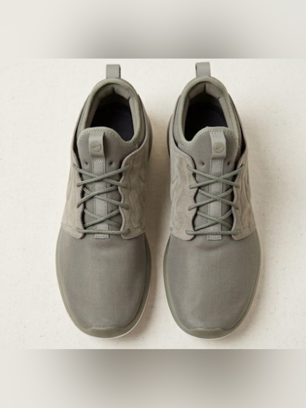 Nike Roshe Premium Shoes Men's 12 Casual Athletic Sneakers - Picture 2 of 4